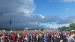 Glastonbury crowd