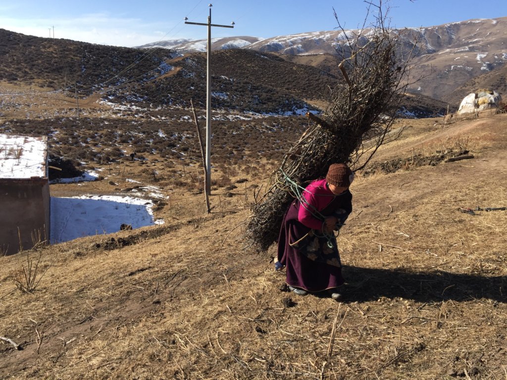 Supply SOLAR Power to 90 families in remote China