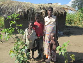 Feed 500 orphan-keeping families in Malawi