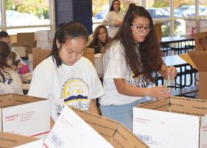 SBT Packing Event Volunteers