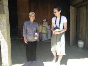 Ai Hoang (right) with Mai Thi Loi, an AO survivor