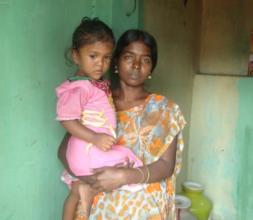 Mani with her daughter