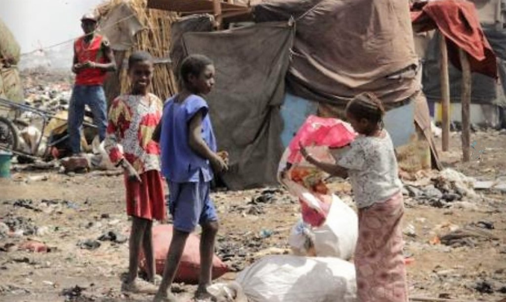 Falhadie IDP Camp children