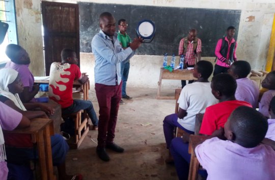 Demo on how the solar lantern works by TRLF Youth