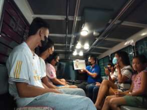 Primary healthcare session using KalyEskwela van.