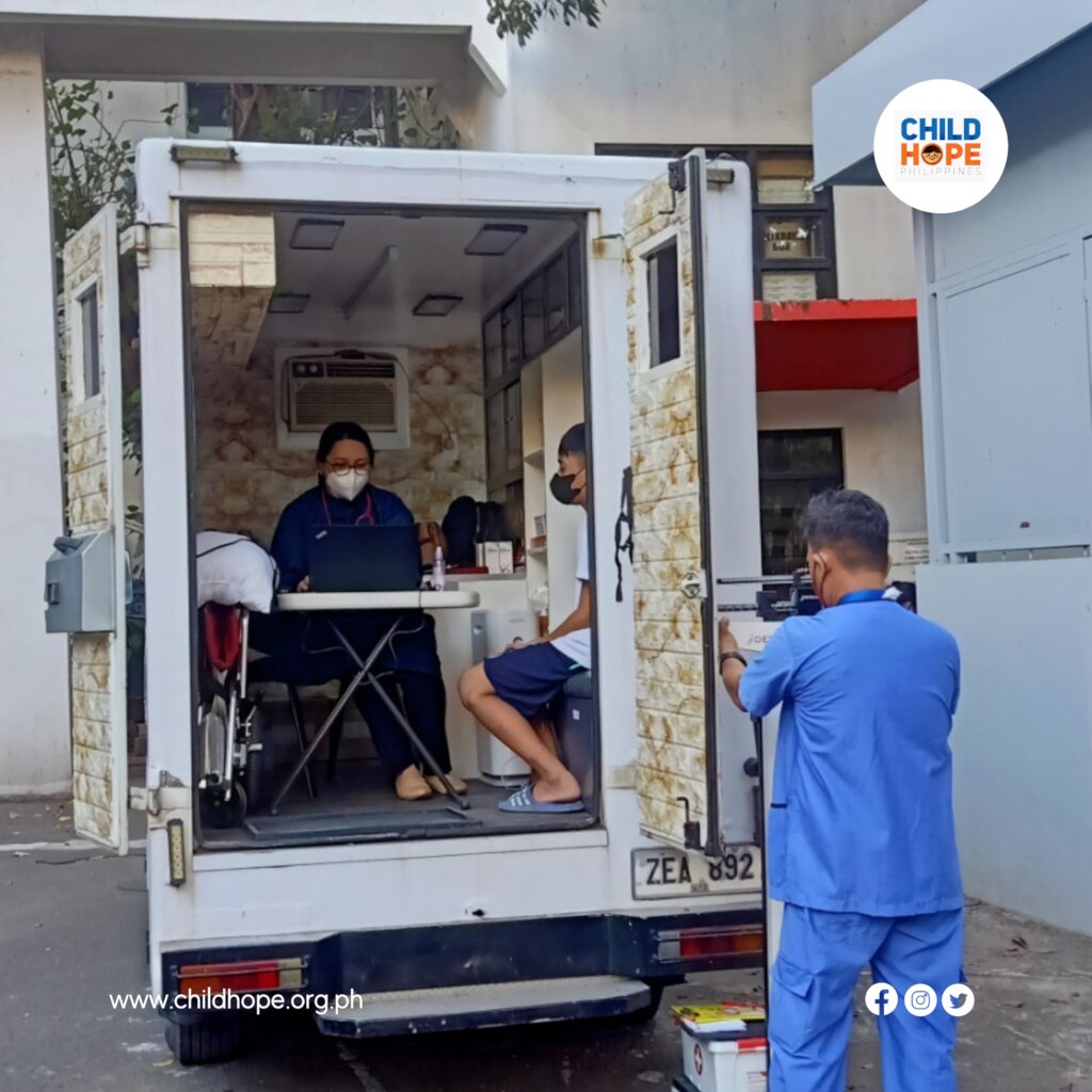 Provide primary health care for street children