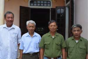 Mr. Thuan, local representatives & Mr. Xoan