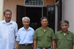 Mr. Thuan, local representatives & Mr. Xoan