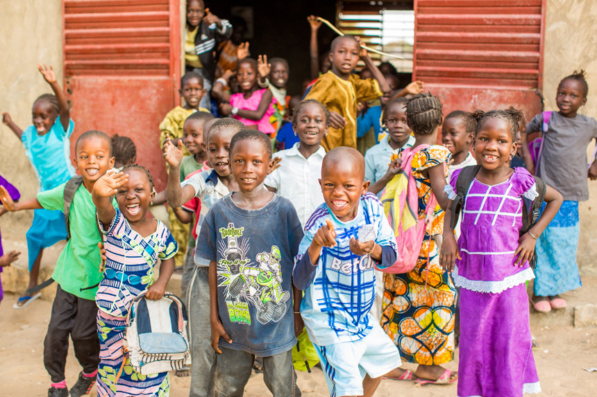 Educate girls and fight poverty in Senegal