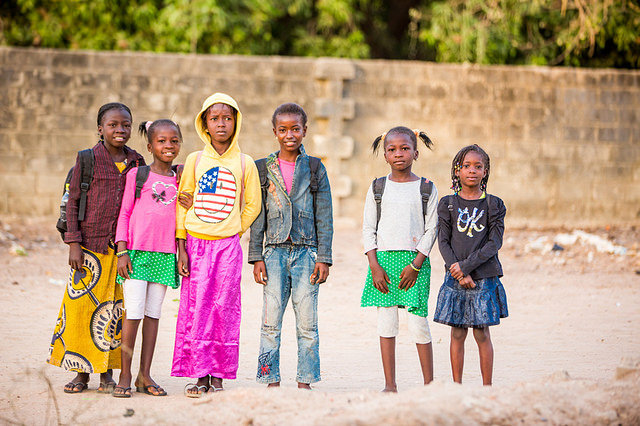 Educate girls and fight poverty in Senegal