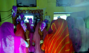Be Free; Happy period with sanitary napkins
