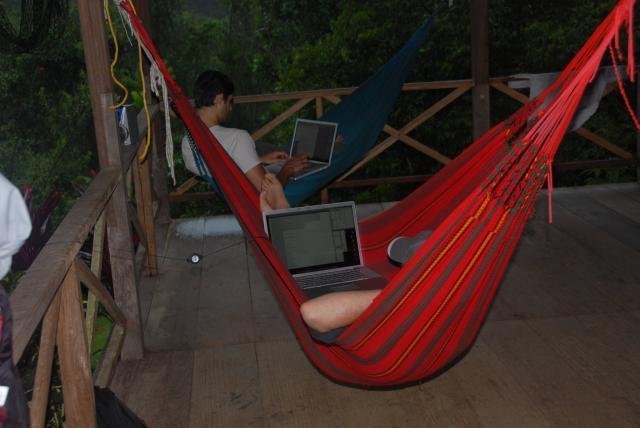 Eliminate Digital Divide for Panamanian Villagers