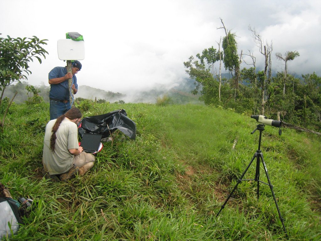 Eliminate Digital Divide for Panamanian Villagers