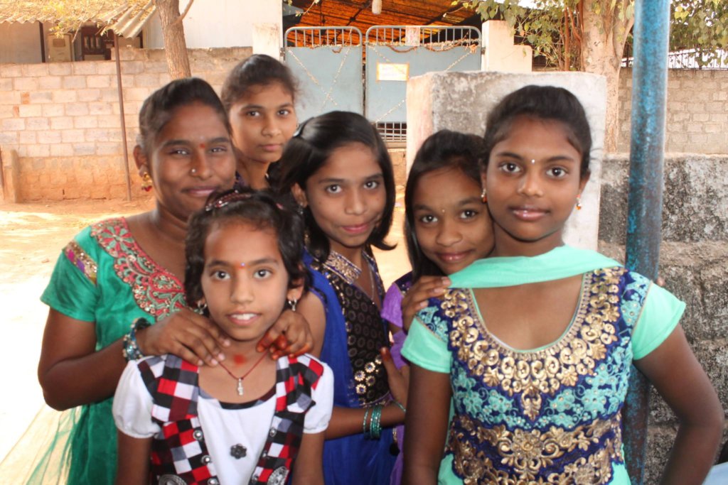 Provide new dresses for Orphan Children