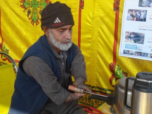 Make 200 disabled Pakistani people be independent