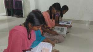 girls studying 3