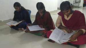 girls studying 2