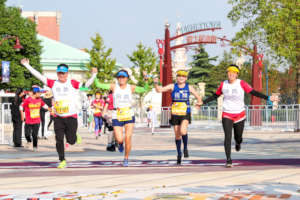 Cross line together in Disney Run