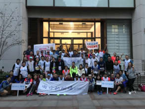 5. beYoureyeS group photo before Shanghai Marathon
