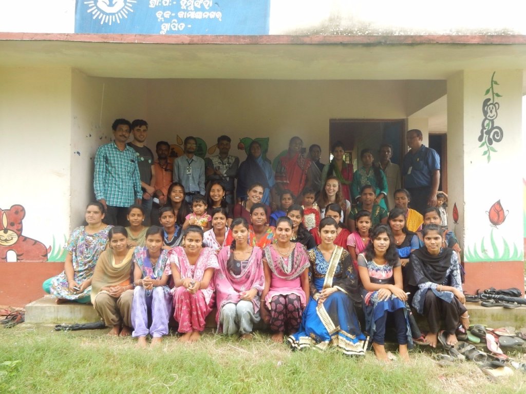 GROW Interns and Adolescents in Dhenkanal