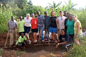 ASYV and Tufts students do Tikkun Olam