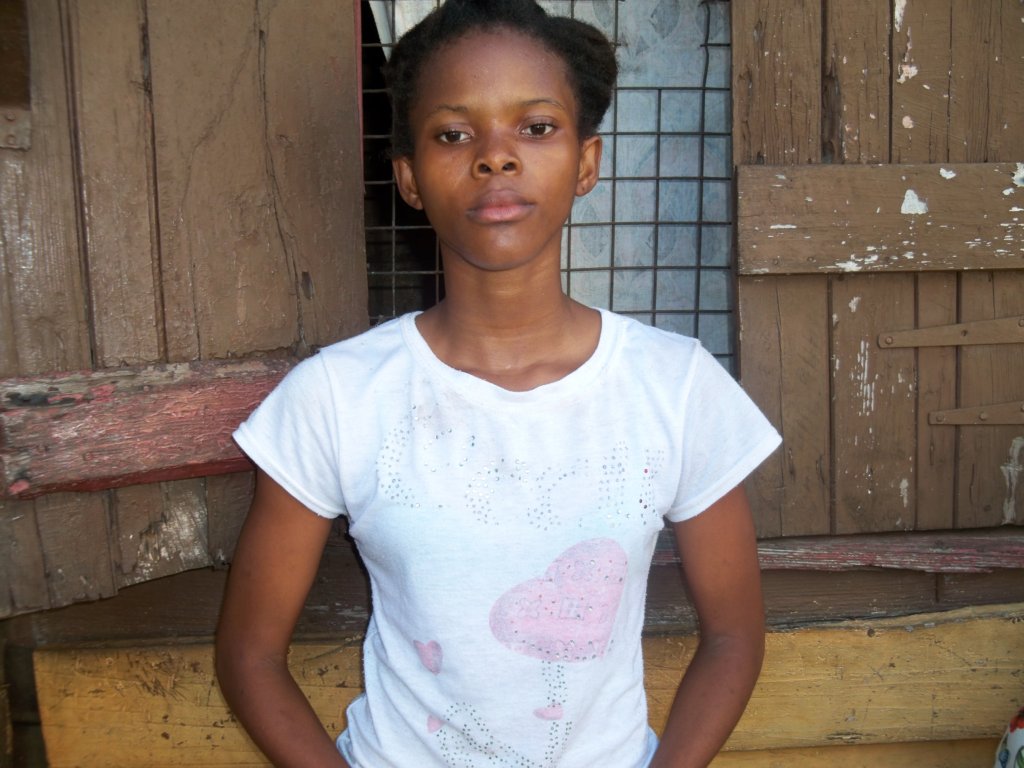 Help Send 10 Girls Back to School in Sierra Leone