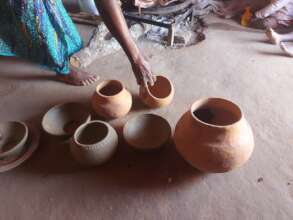Local pots women making at rural villages