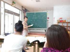 training volunteer teachers for the class