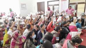 Participants with their Smiley Kits