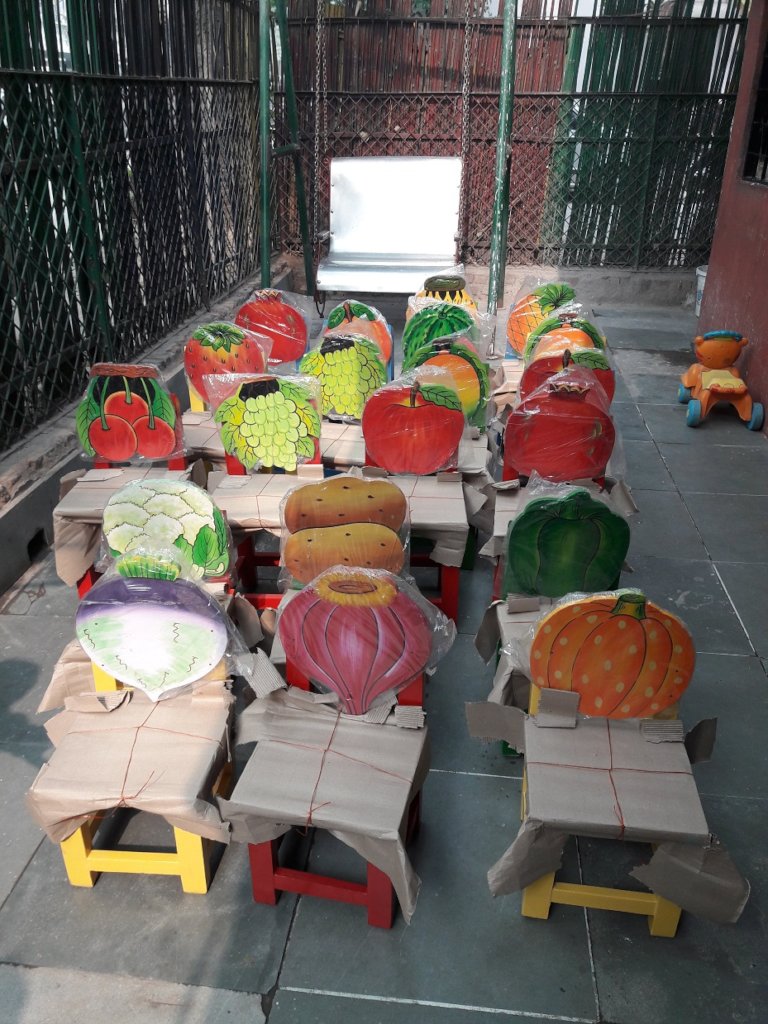 Kids got new chairs for the classroom