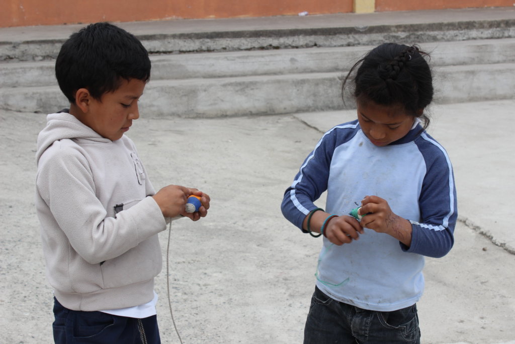 E-Libraries for Post-Earthquake Ecuador