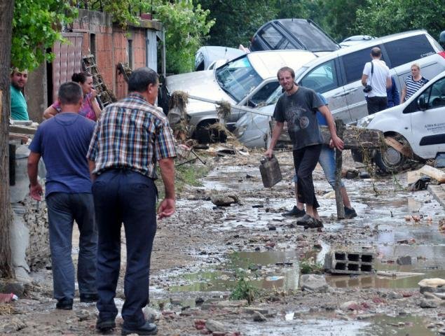 Support flood victims in Macedonia!!