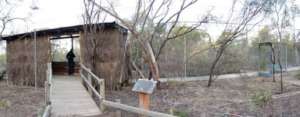 Little Desert Nature Lodge Mallee Fowl Aviary