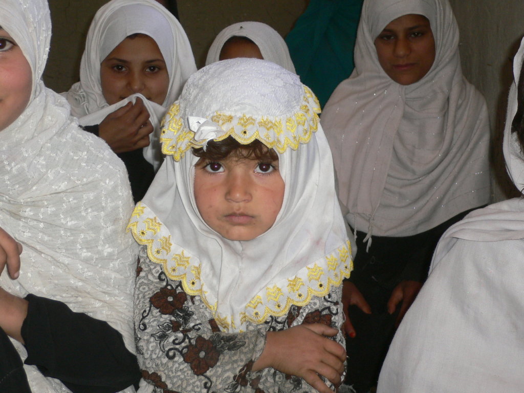 How to Share Help 429 children go to school in Afghanistan - GlobalGiving