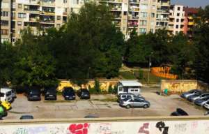 Help turning this parking lot into a House!