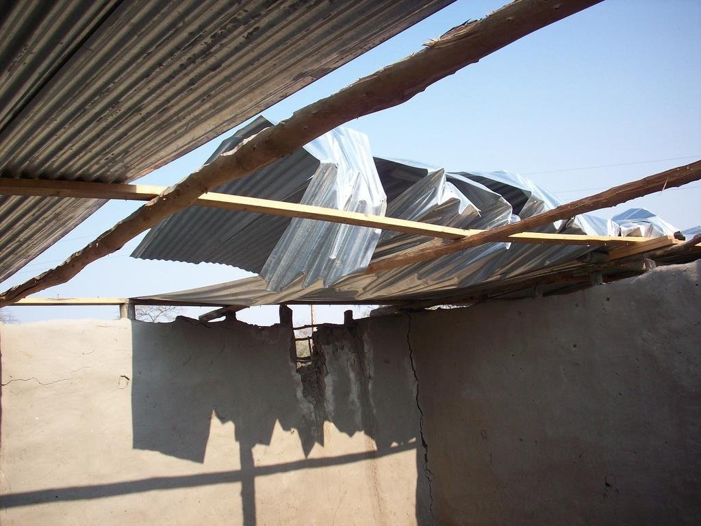 Providing a classroom for Namibian school Children