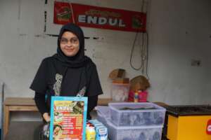 Nurul and her business 2