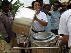 The cookbox of the BlazingTubeSolar cooker
