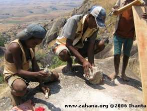 Cutting the stones for the water reservoir