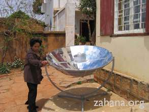 Parabolic solar cooker in Madagascar