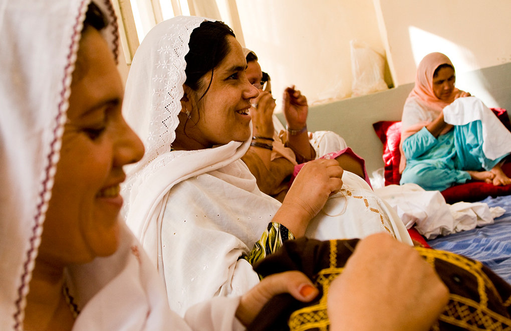 Empower Widowed Afghan Artisans