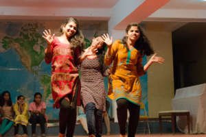 12th grade girls dancing