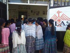 Standing room only at clinic in Yalpemech