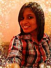 Sandra Carol: smiling and performing!