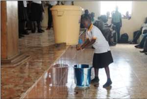Showing ways of washing hands