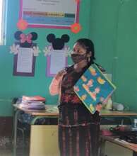 Josefina teaching about nutrition