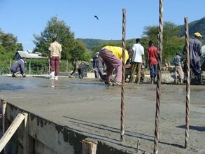 Laying the ferrocement foundation of the Ekialo Kiona Center