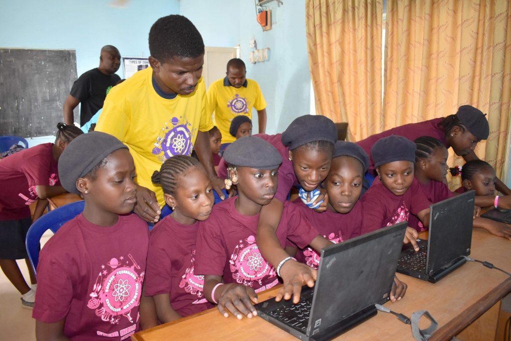 2019 starts with 20 donated computers to the girls