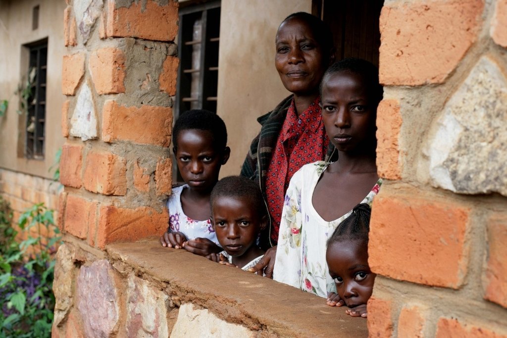 To help children's future: invest in grandparents