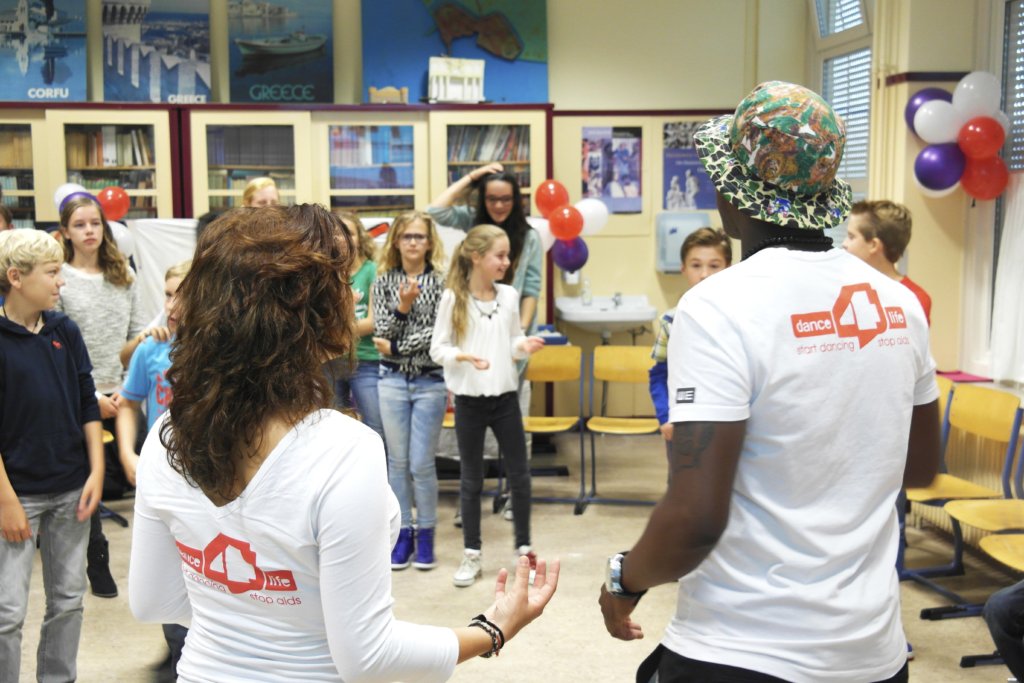 Turn 3000 Dutch Teens into Global Citizens